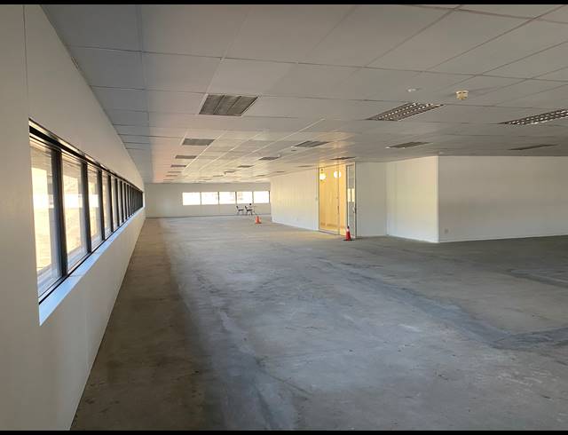 1,900M² OFFICE TO LET IN CAPE TOWN CITY CENTRE
